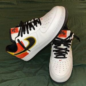 Nike Air Force 1 “Roswell Rayguns”